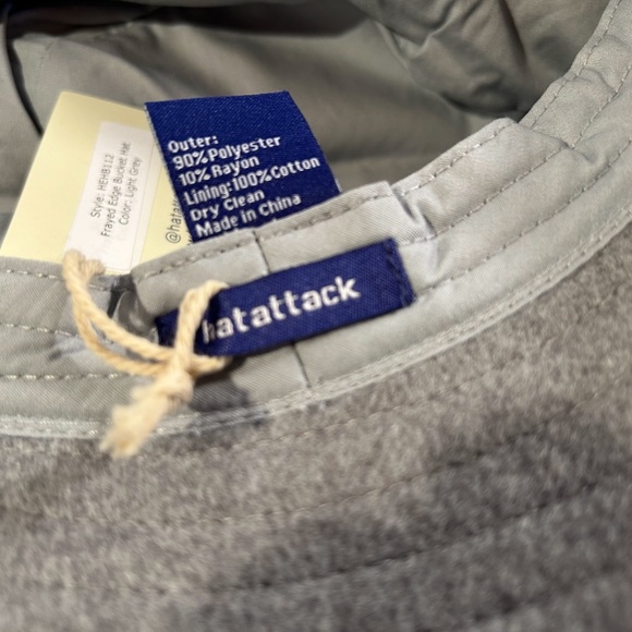 Hat Attack Frayed Edge Bucket Hat Light Gray Size OS - NWT main image 5